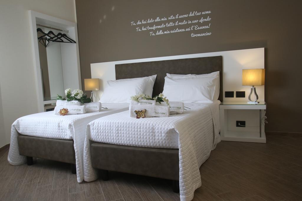 L'Essenza B&B Реджо ди Калабрия Стая снимка